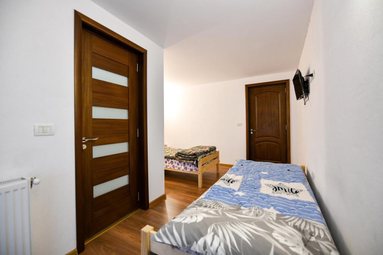 Villa Castellino Tîrgu Ocna Buitenkant foto