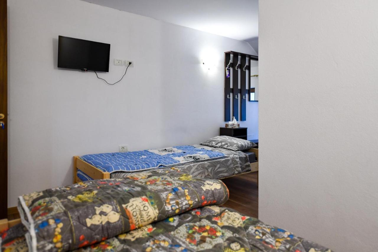 Villa Castellino Tîrgu Ocna Buitenkant foto